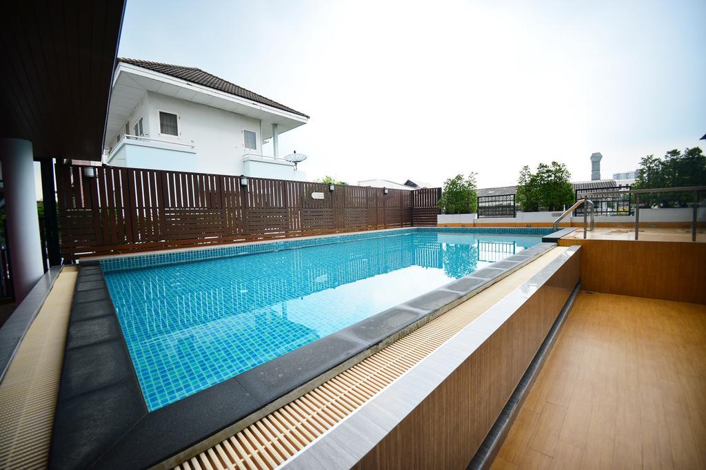 Hotel Praso@Ratchada12 Bangkok Exterior foto